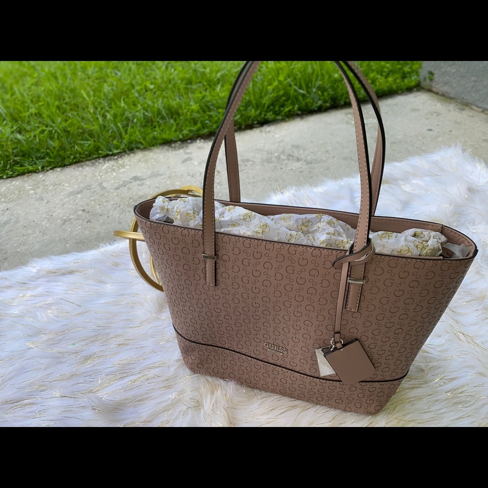 Tote